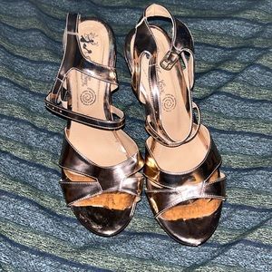 These are from Mexico size 25.5 so in us it’s about 8.5